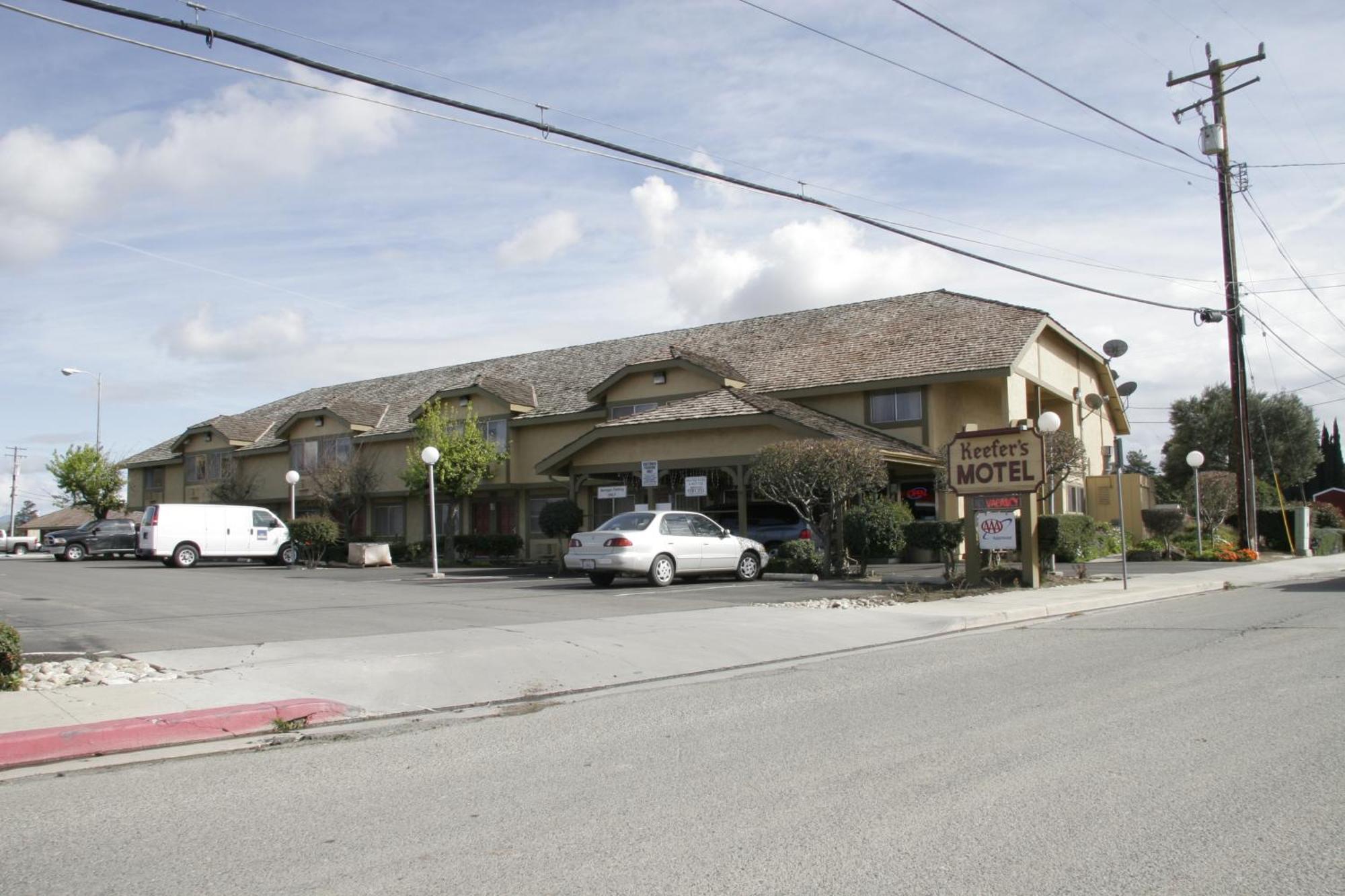Keefers Inn King City Exterior photo
